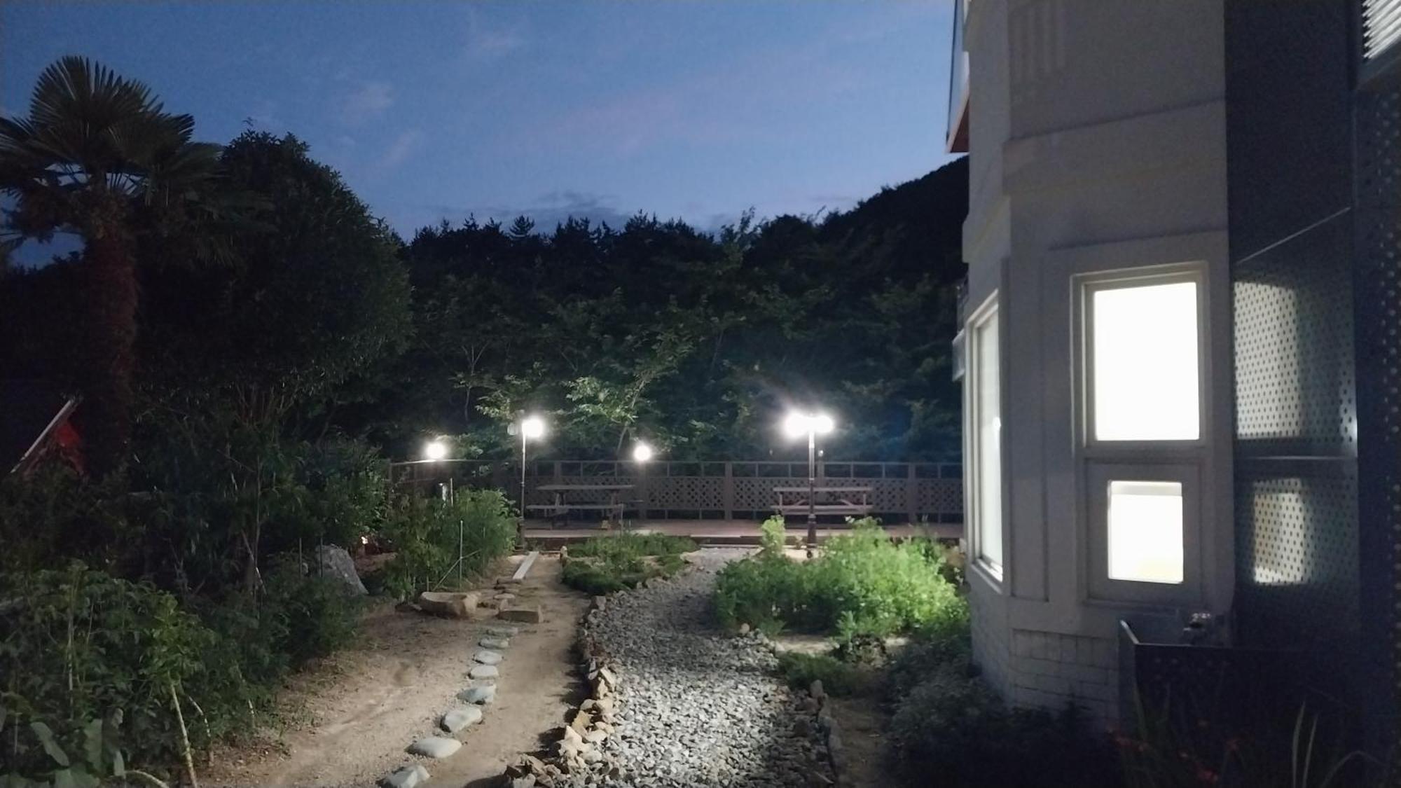 Hotel White House à Namhae Extérieur photo